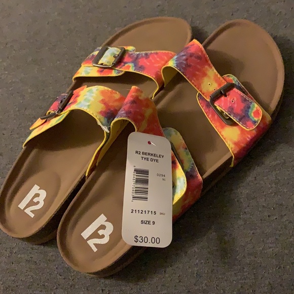 Tye Dye Slip ons Brand New - Picture 4 of 5